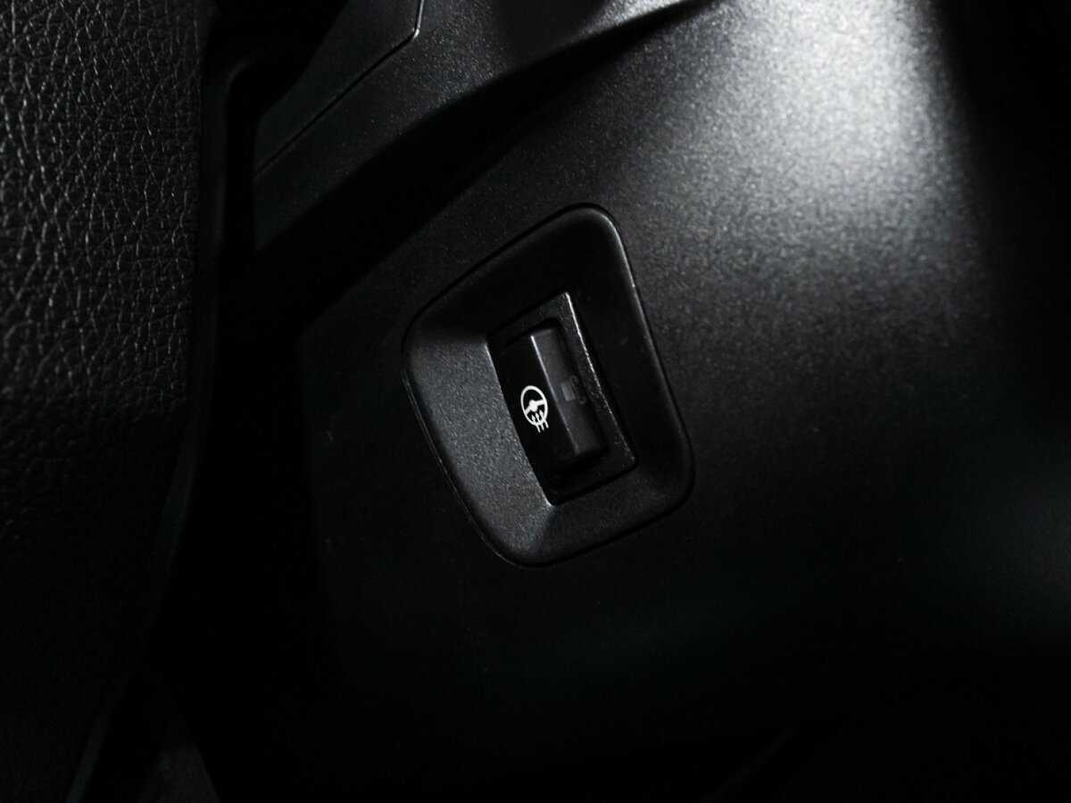 BMW 3 серии с пробегом — 2015 год. Фото: #19