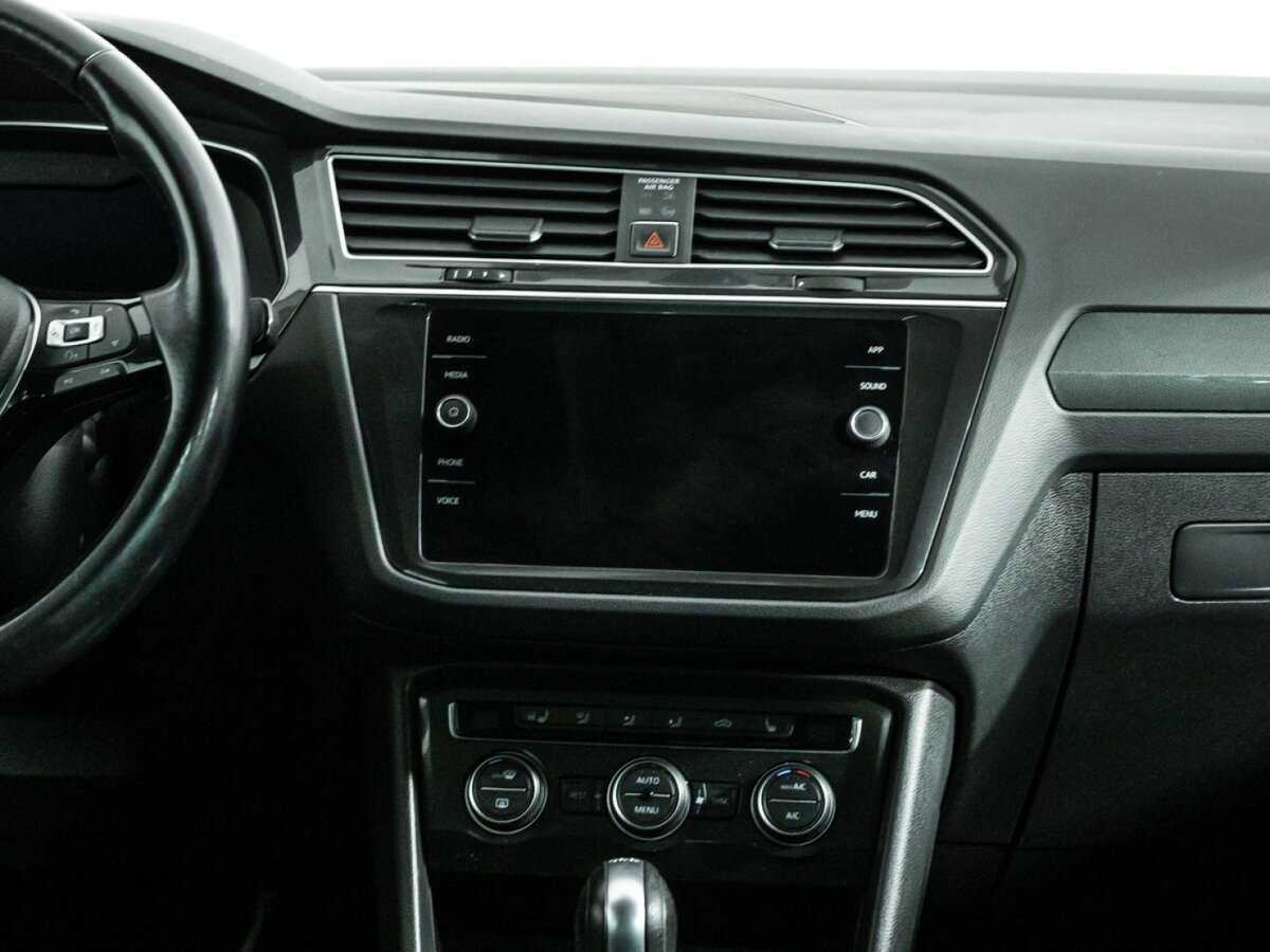 Volkswagen Tiguan с пробегом — 2017 год. Фото: #12