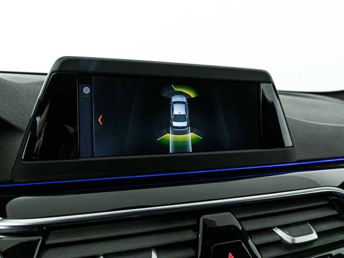 BMW 5 серии с пробегом — 2017 год. Фото: #17