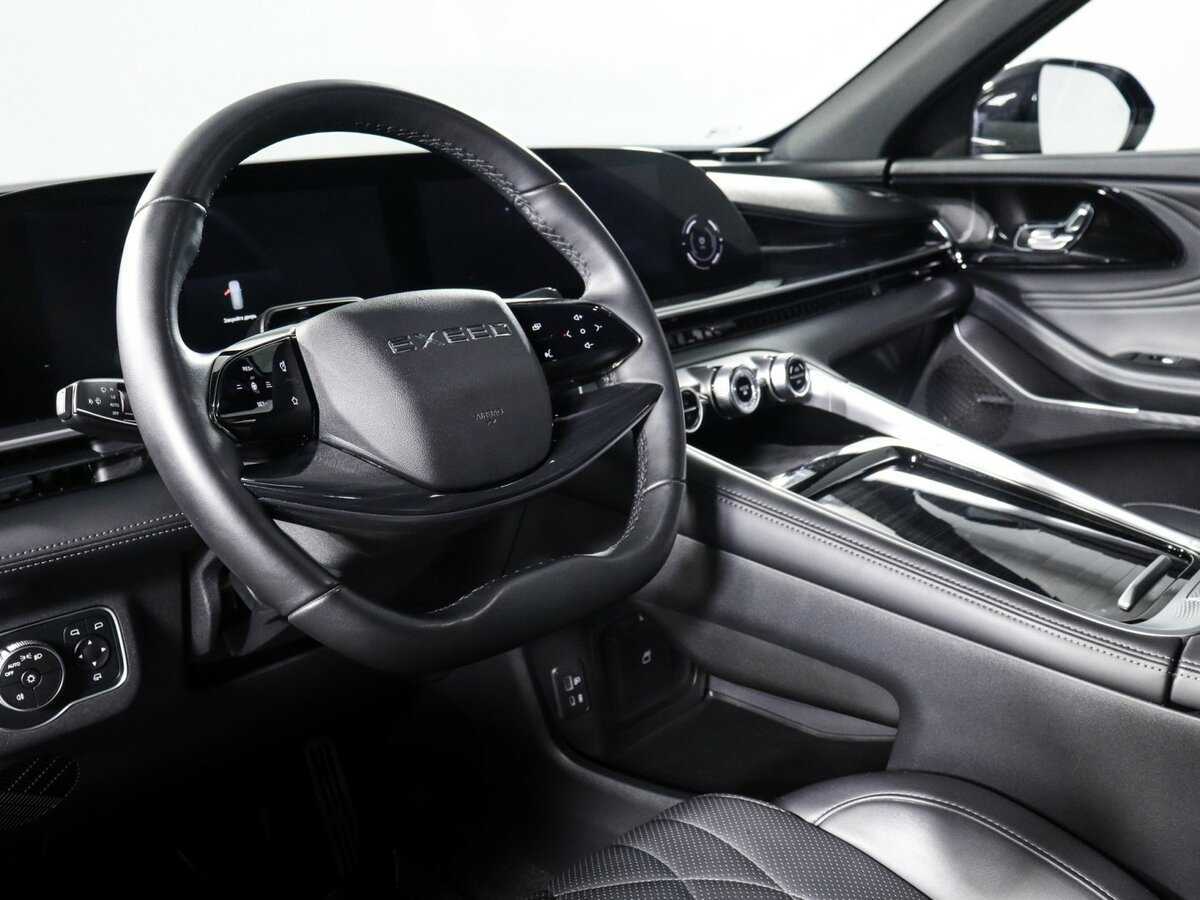 EXEED RX с пробегом — 2023 год. Фото: #10