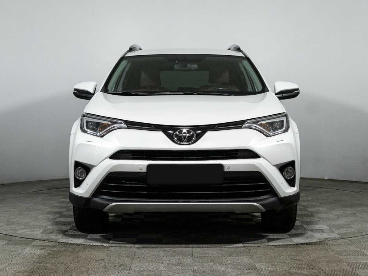 Toyota RAV4 с пробегом — 2019 год. Фото: #1