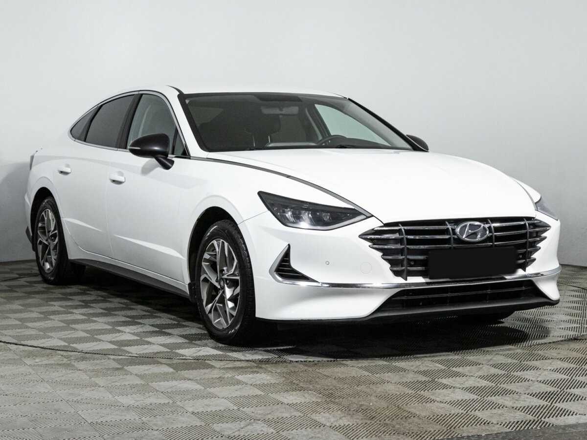 Hyundai Sonata с пробегом — 2021 год. Фото: #2