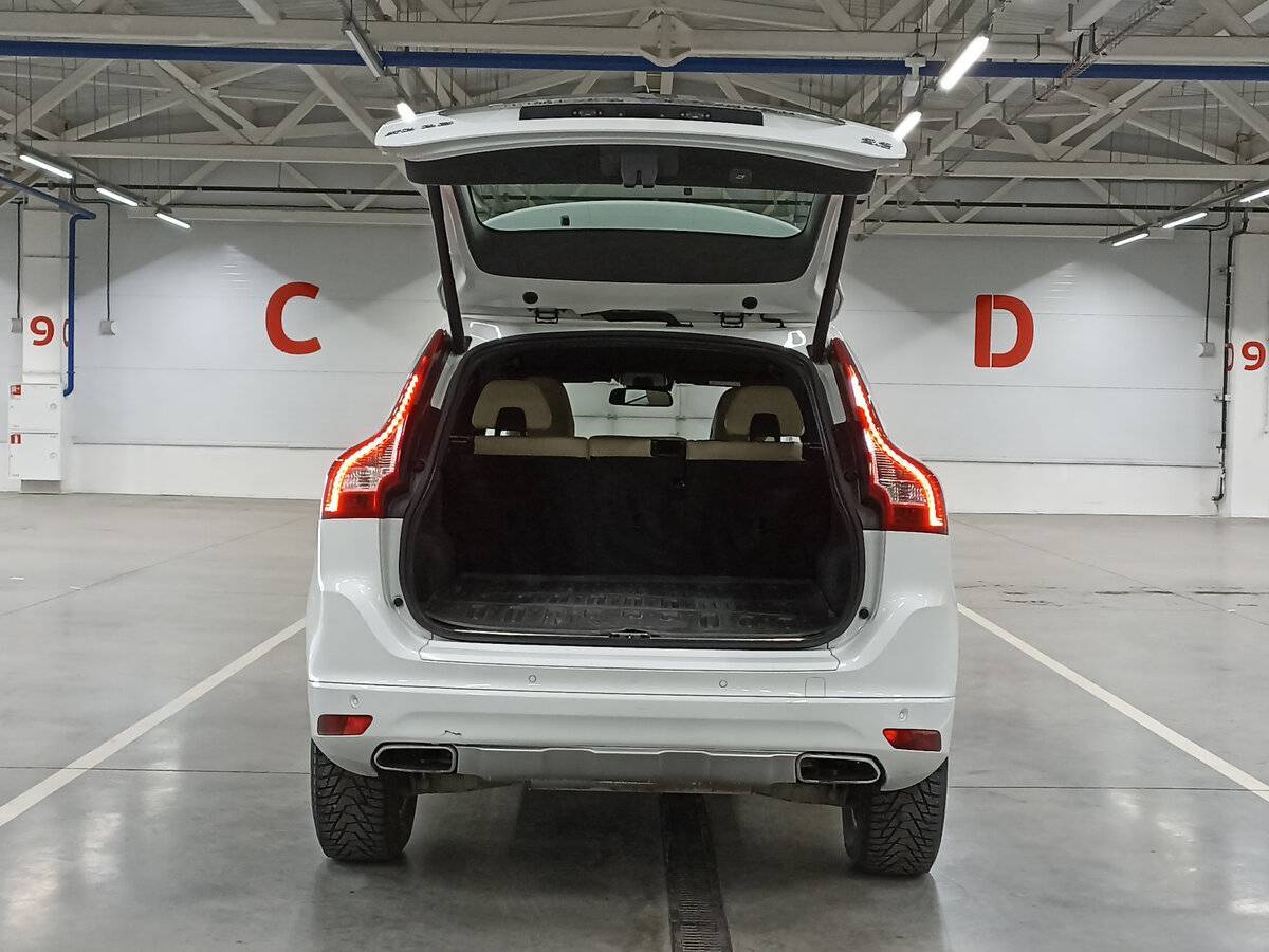 Volvo XC60 с пробегом — 2013 год. Фото: #9