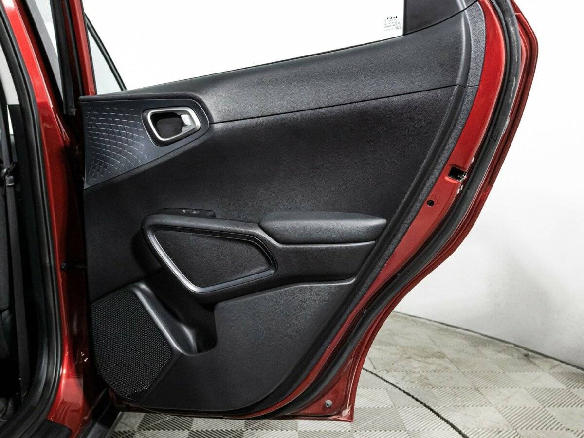 Kia Soul с пробегом — 2022 год. Фото: #28