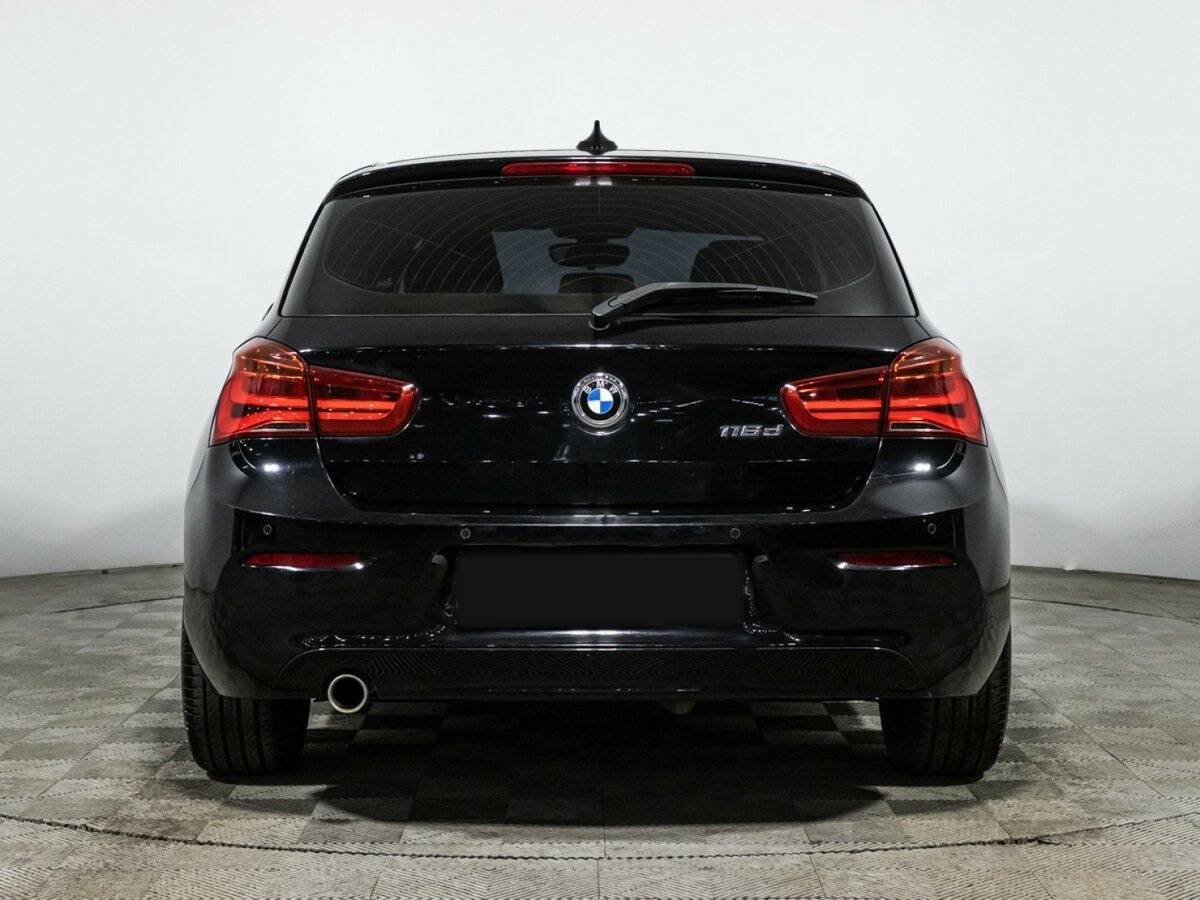 BMW 1 серии с пробегом — 2017 год. Фото: #5