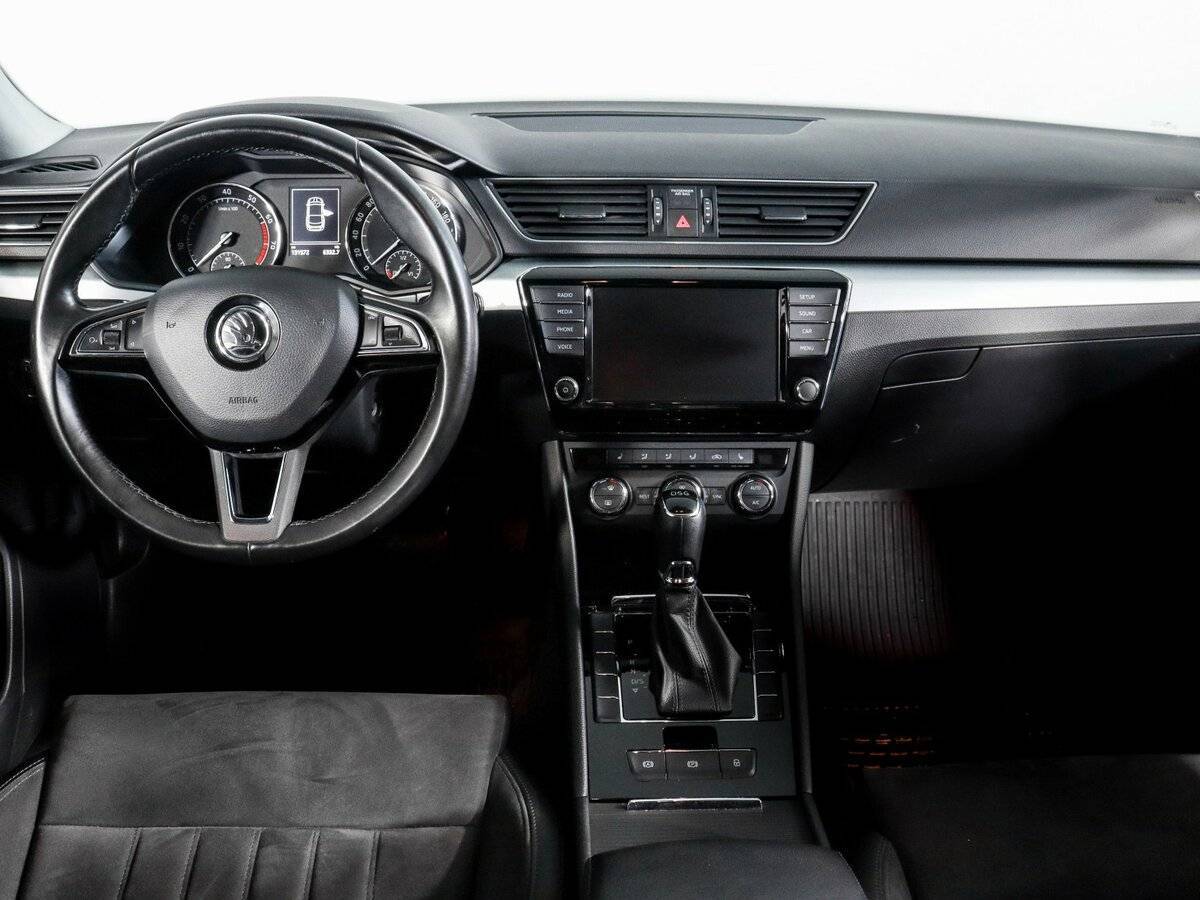Skoda Superb с пробегом — 2017 год. Фото: #8