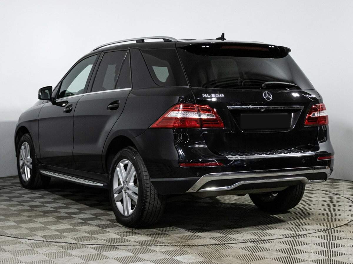 Mercedes-Benz M-Класс с пробегом — 2012 год. Фото: #6