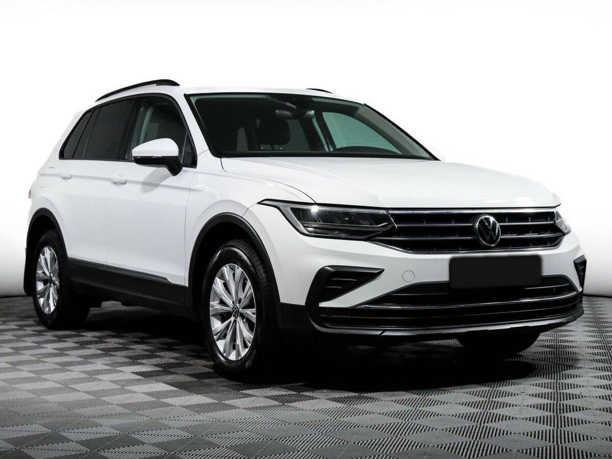 Volkswagen Tiguan с пробегом — 2021 год. Фото: #2