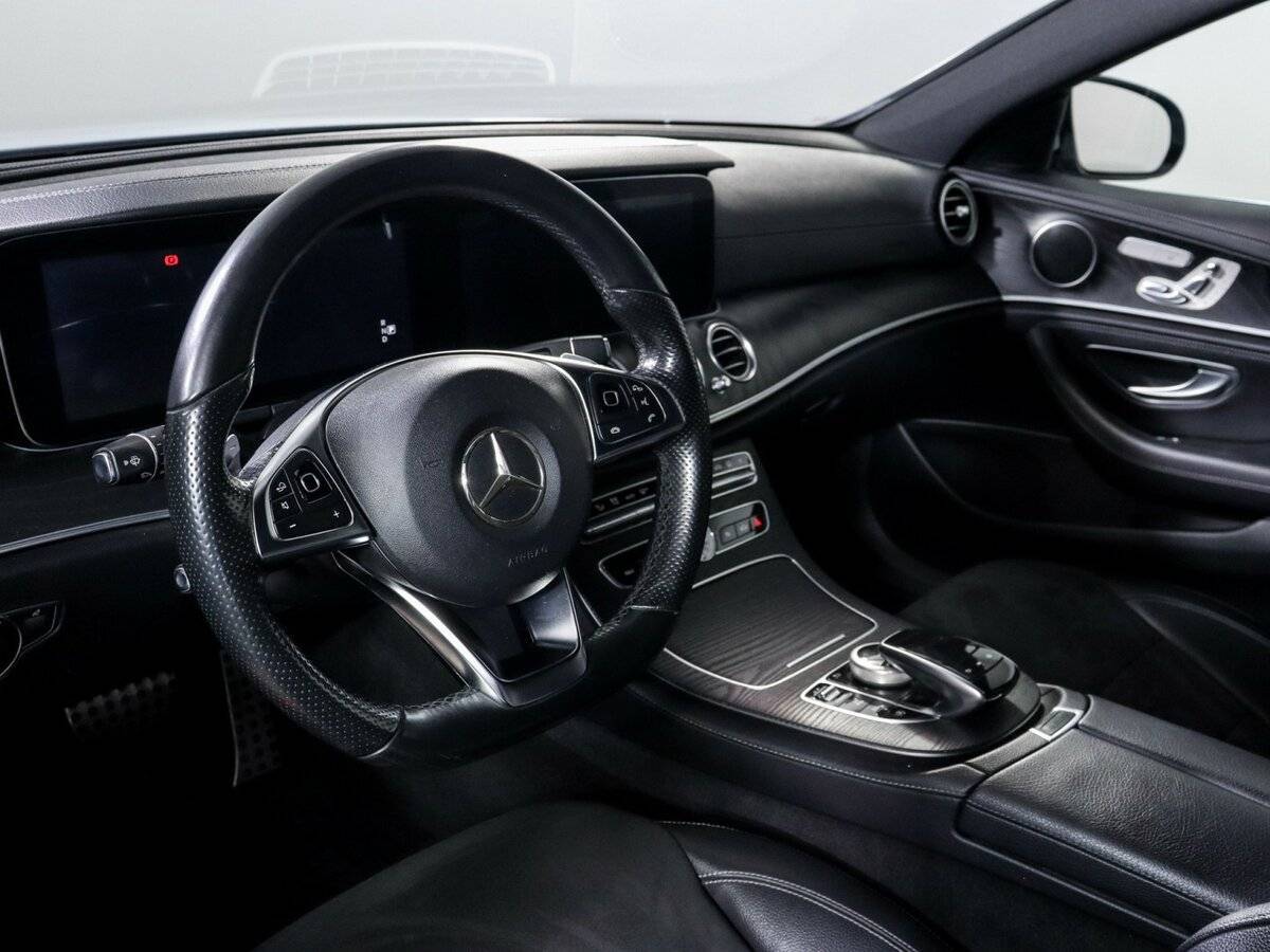 Mercedes-Benz E-Класс с пробегом — 2016 год. Фото: #8