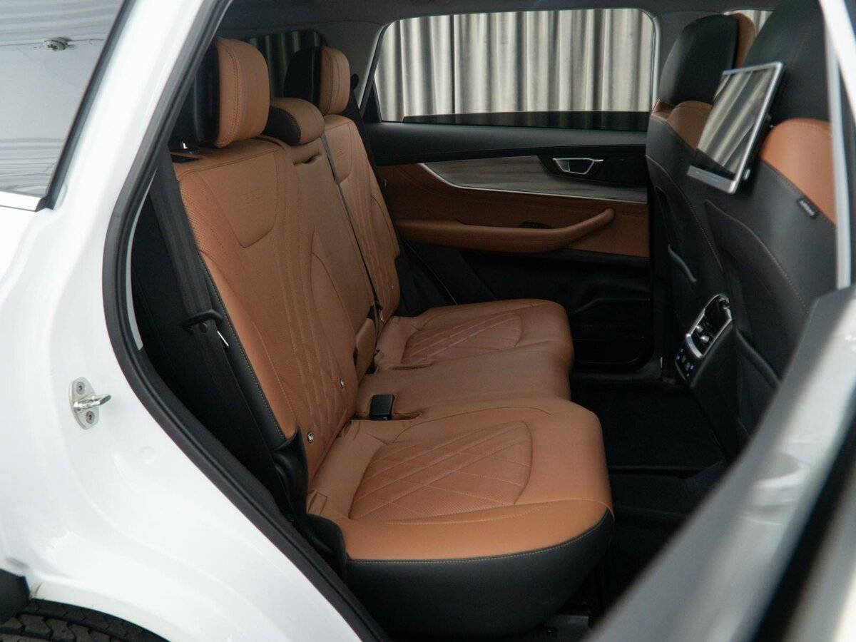 Chery Tiggo 8 Pro Max с пробегом — 2022 год. Фото: #6