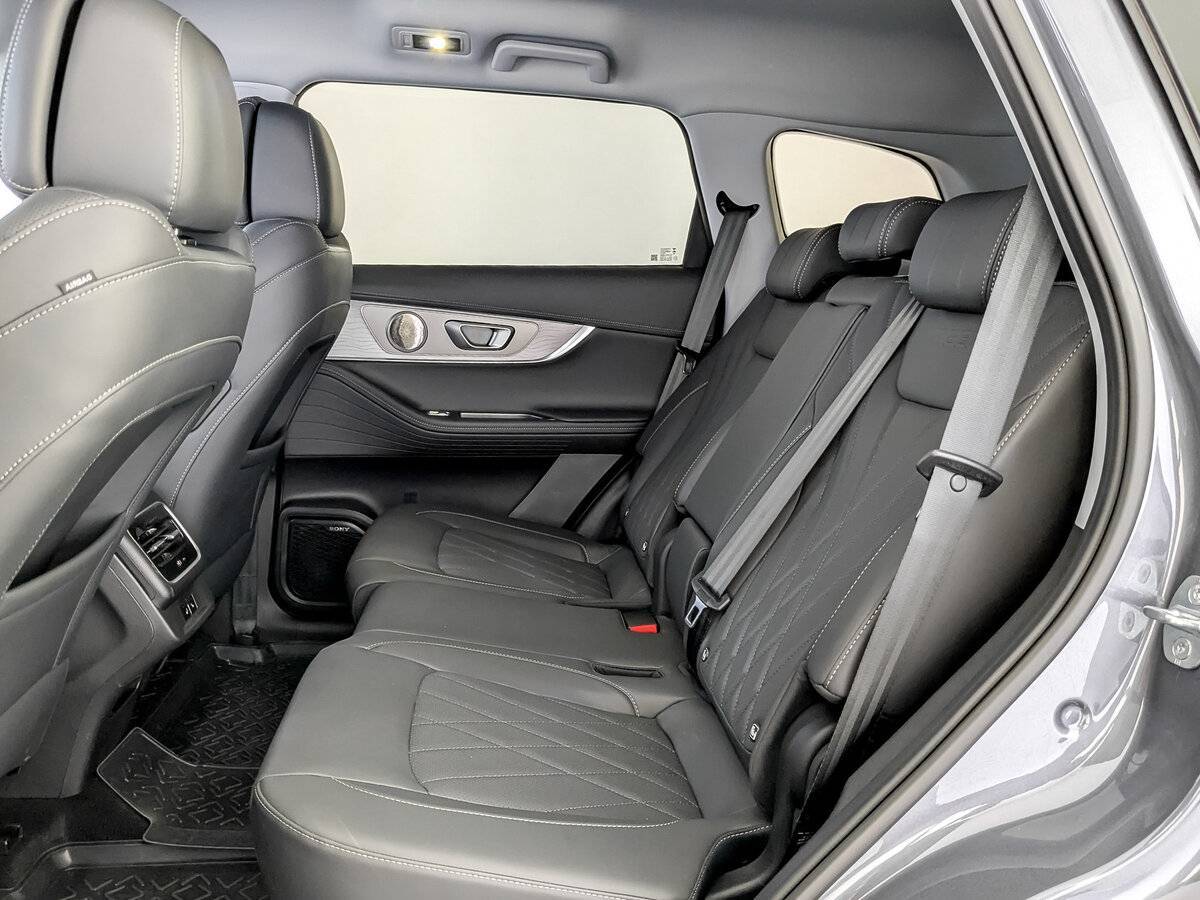 Chery Tiggo 8 Pro Max с пробегом — 2024 год. Фото: #11