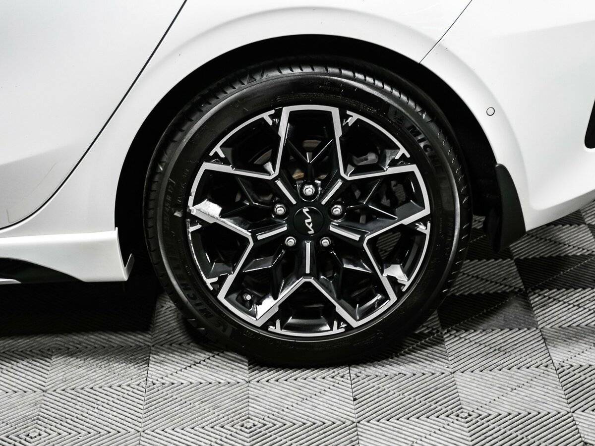 Kia Ceed с пробегом — 2022 год. Фото: #13