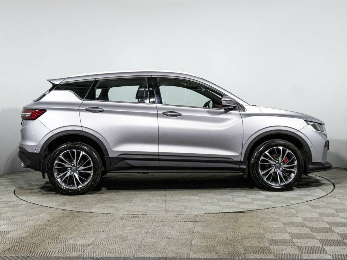 Geely Coolray с пробегом — 2023 год. Фото: #3