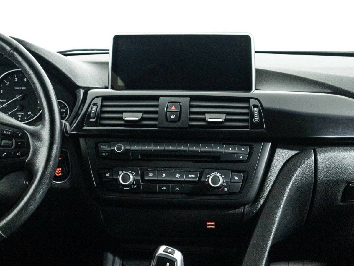 BMW 3 серии с пробегом — 2013 год. Фото: #16