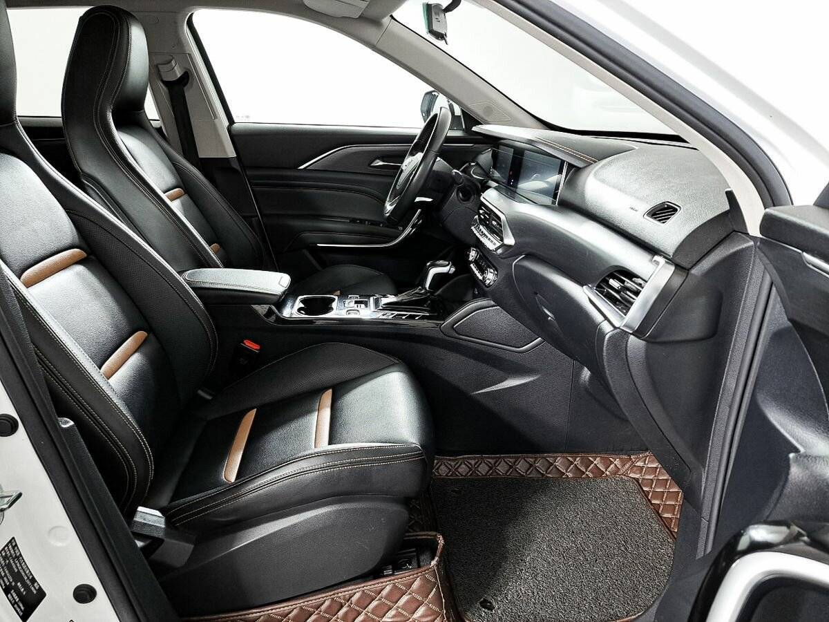 FAW Bestune T77 с пробегом — 2019 год. Фото: #10