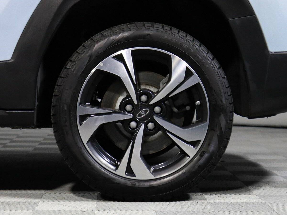 Москвич 3 с пробегом — 2023 год. Фото: #14