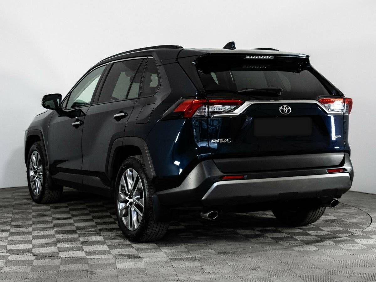 Toyota RAV4 с пробегом — 2020 год. Фото: #5