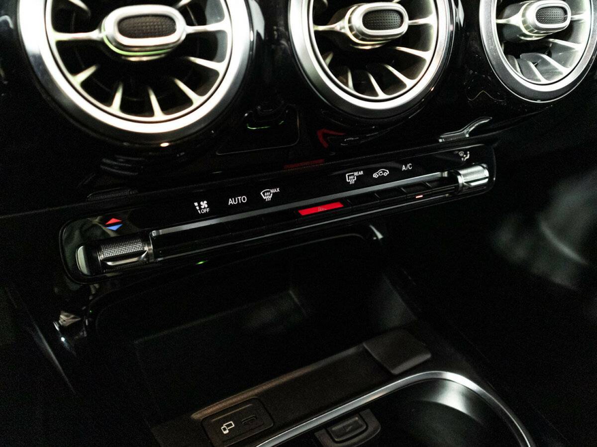 Mercedes-Benz A-Класс с пробегом — 2018 год. Фото: #14