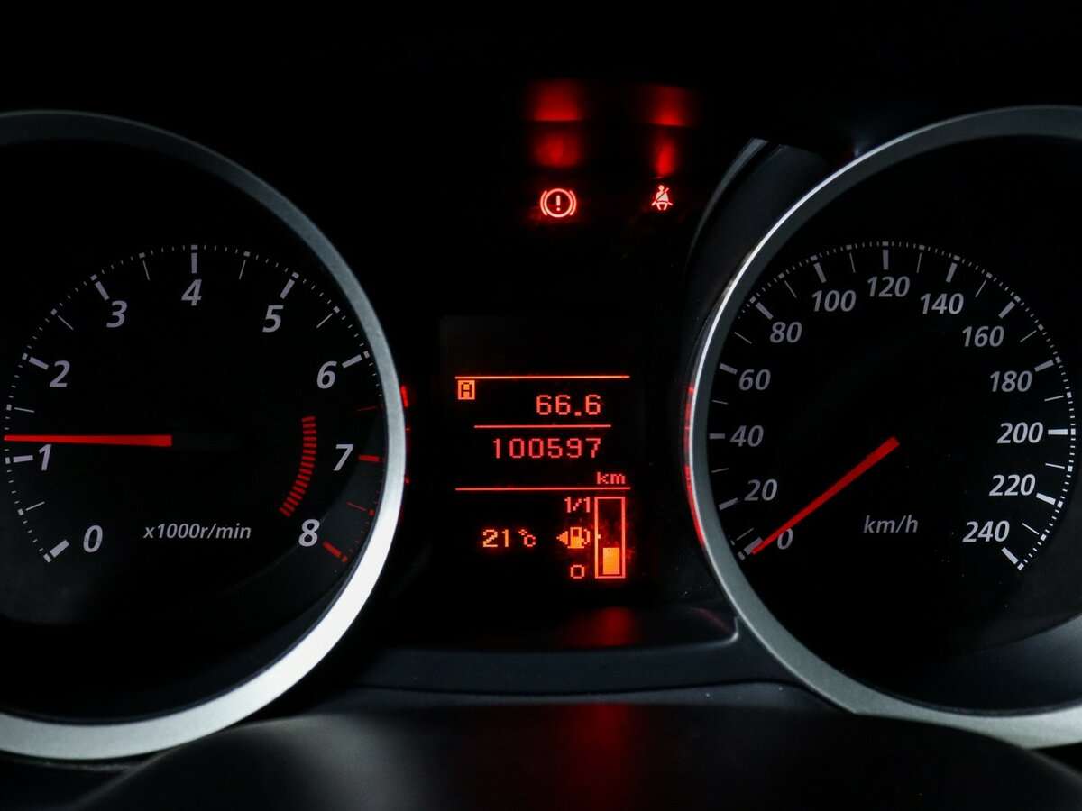 Mitsubishi Lancer с пробегом — 2014 год. Фото: #9