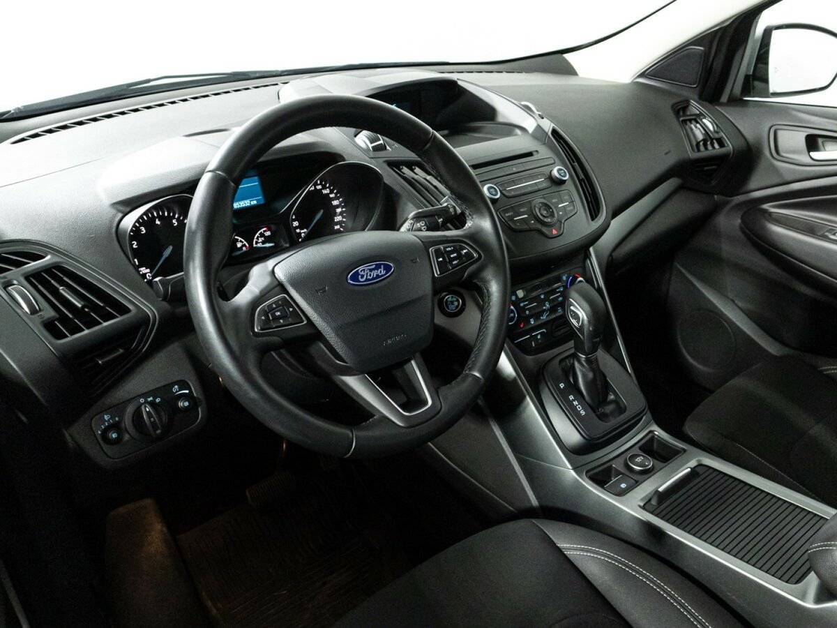 Ford Kuga с пробегом — 2019 год. Фото: #10