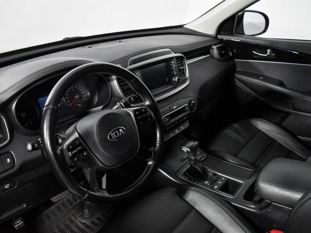 Kia Sorento с пробегом — 2019 год. Фото: #6