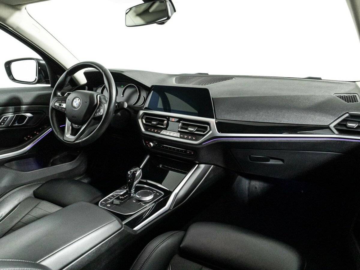 BMW 3 серии с пробегом — 2019 год. Фото: #8