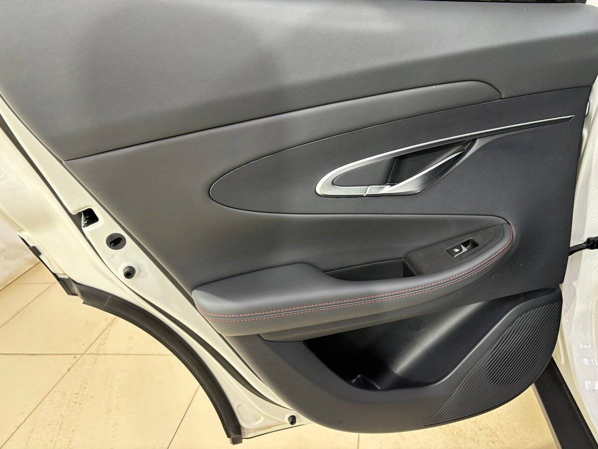 Changan UNI-T с пробегом — 2023 год. Фото: #12