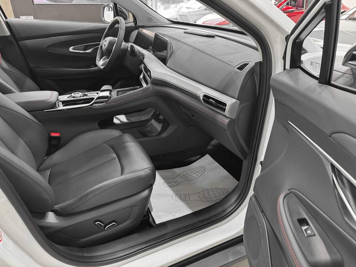 Changan UNI-T с пробегом — 2024 год. Фото: #12