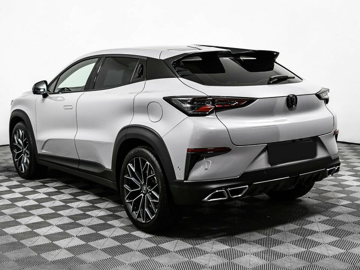 Changan UNI-T с пробегом — 2023 год. Фото: #6