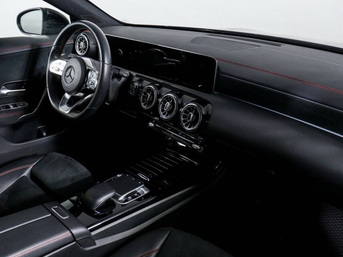 Mercedes-Benz CLA с пробегом — 2019 год. Фото: #12