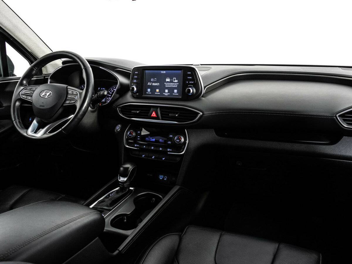Hyundai Santa Fe с пробегом — 2018 год. Фото: #6