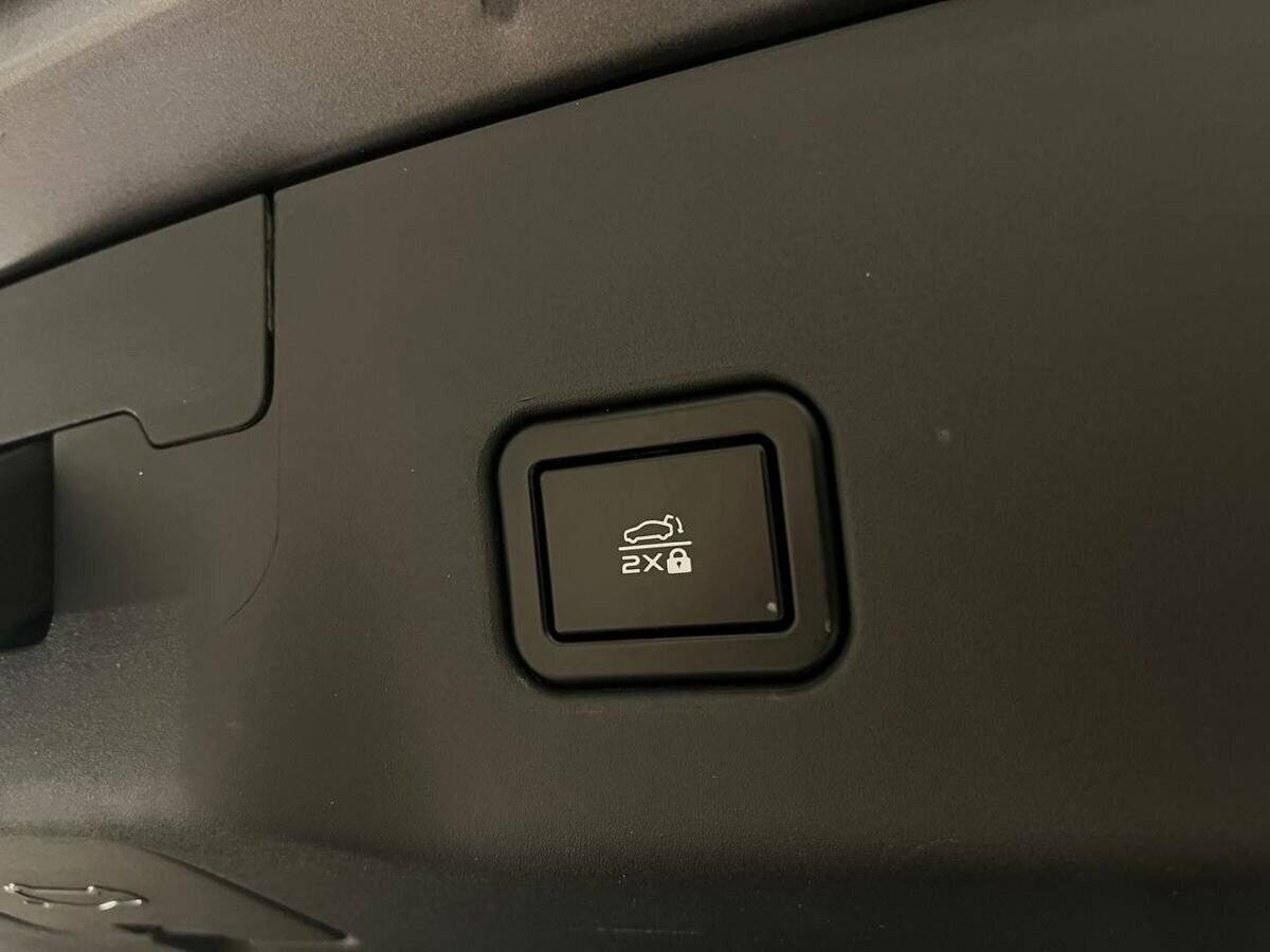 Changan UNI-V с пробегом — 2023 год. Фото: #14