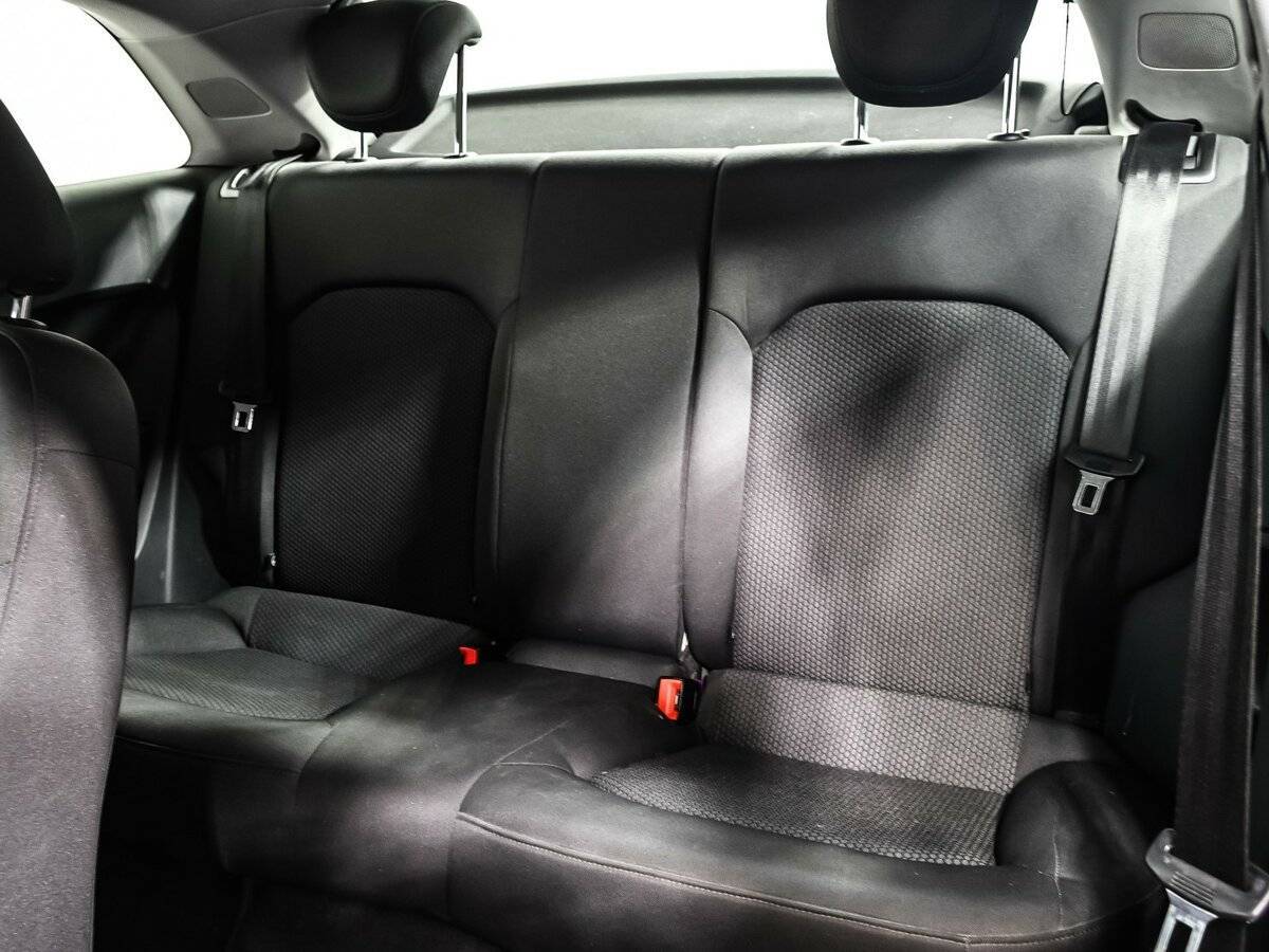 Audi A1 с пробегом — 2012 год. Фото: #11