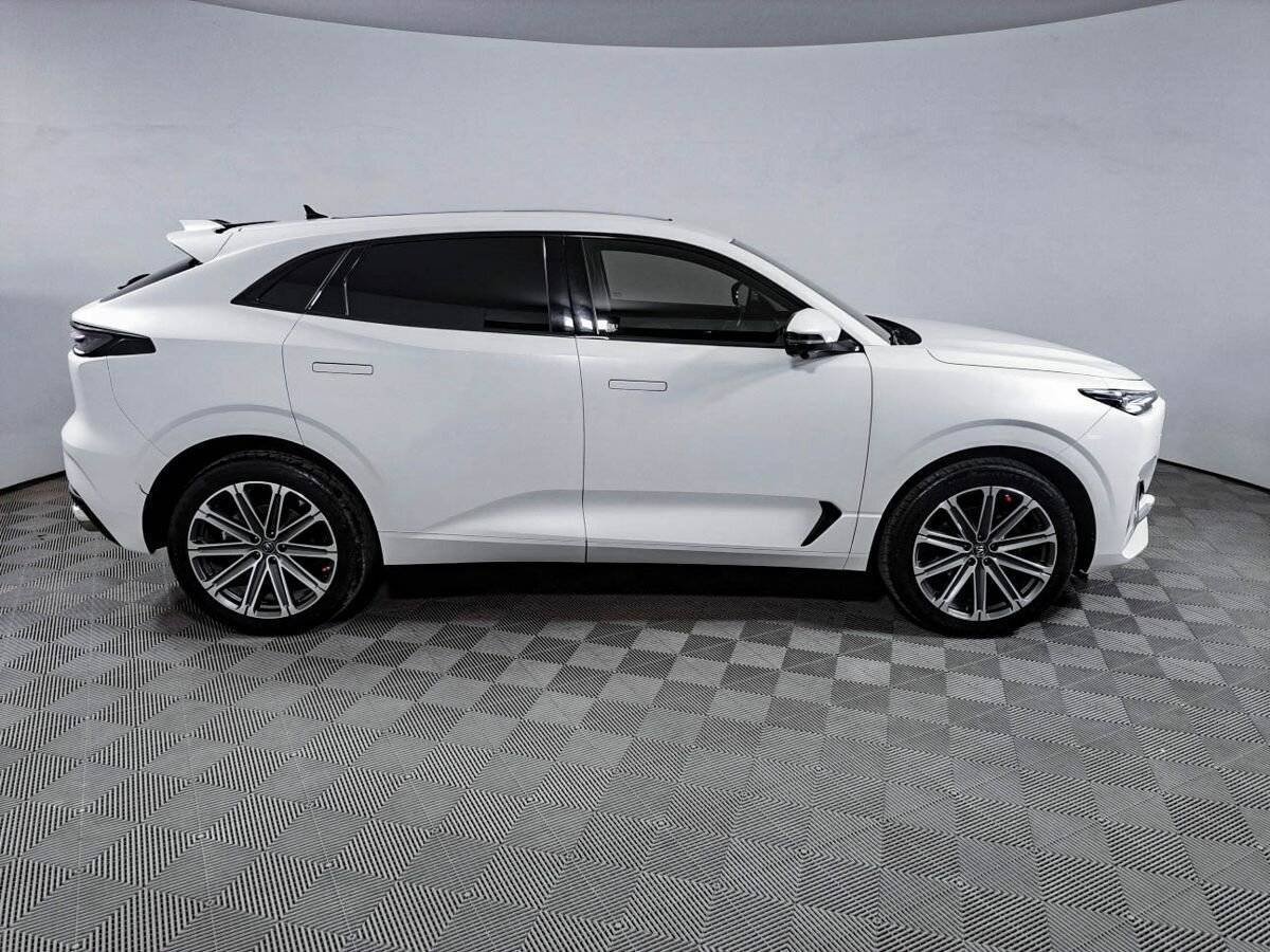 Changan UNI-K с пробегом — 2023 год. Фото: #3