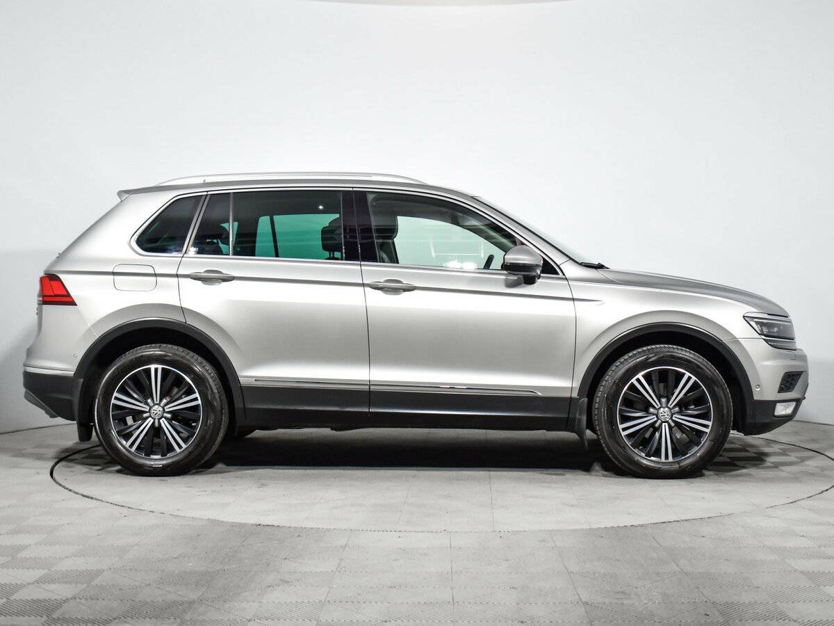 Volkswagen Tiguan с пробегом — 2017 год. Фото: #3
