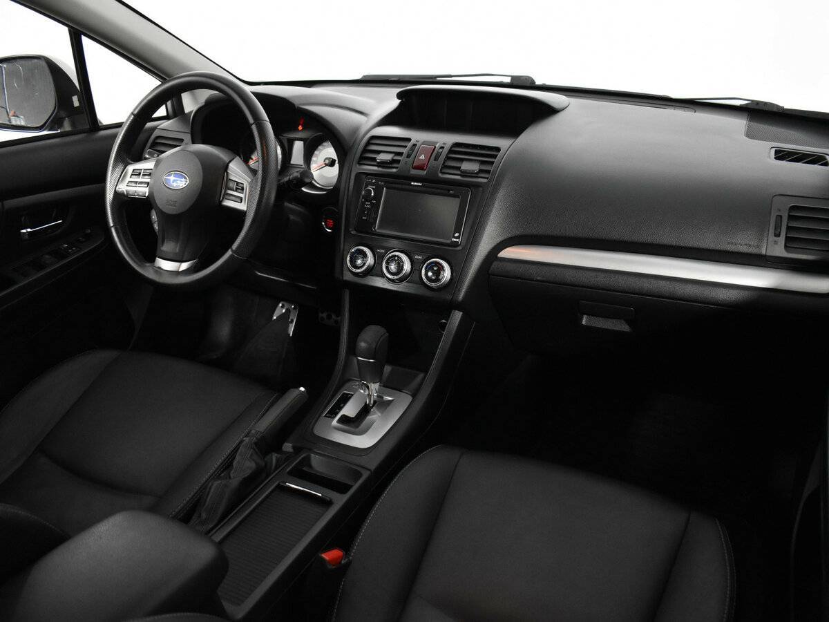 Subaru XV с пробегом — 2014 год. Фото: #8