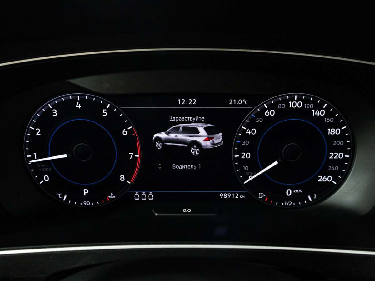 Volkswagen Tiguan с пробегом — 2018 год. Фото: #11