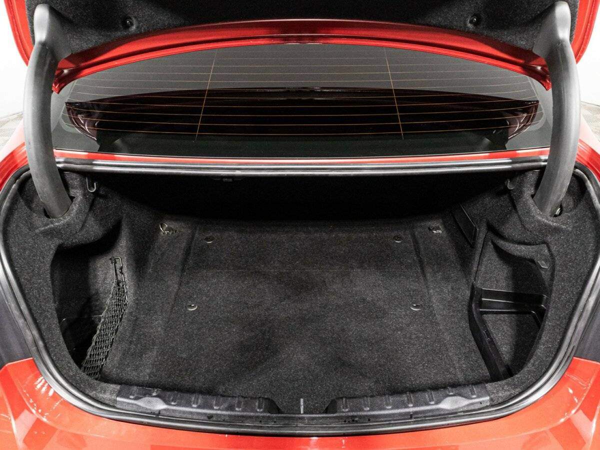 BMW 3 серии с пробегом — 2012 год. Фото: #14