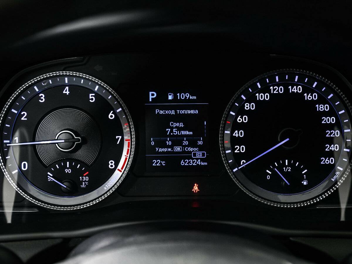 Hyundai Sonata с пробегом — 2020 год. Фото: #9