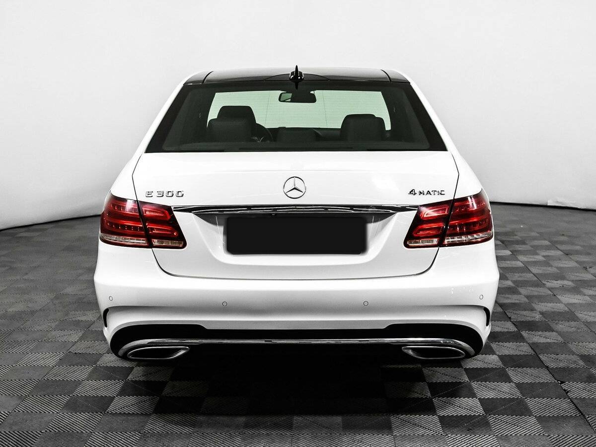 Mercedes-Benz E-Класс с пробегом — 2014 год. Фото: #5