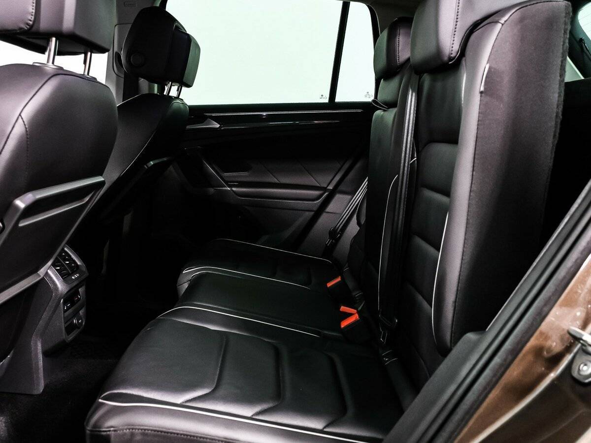 Volkswagen Tiguan с пробегом — 2017 год. Фото: #11