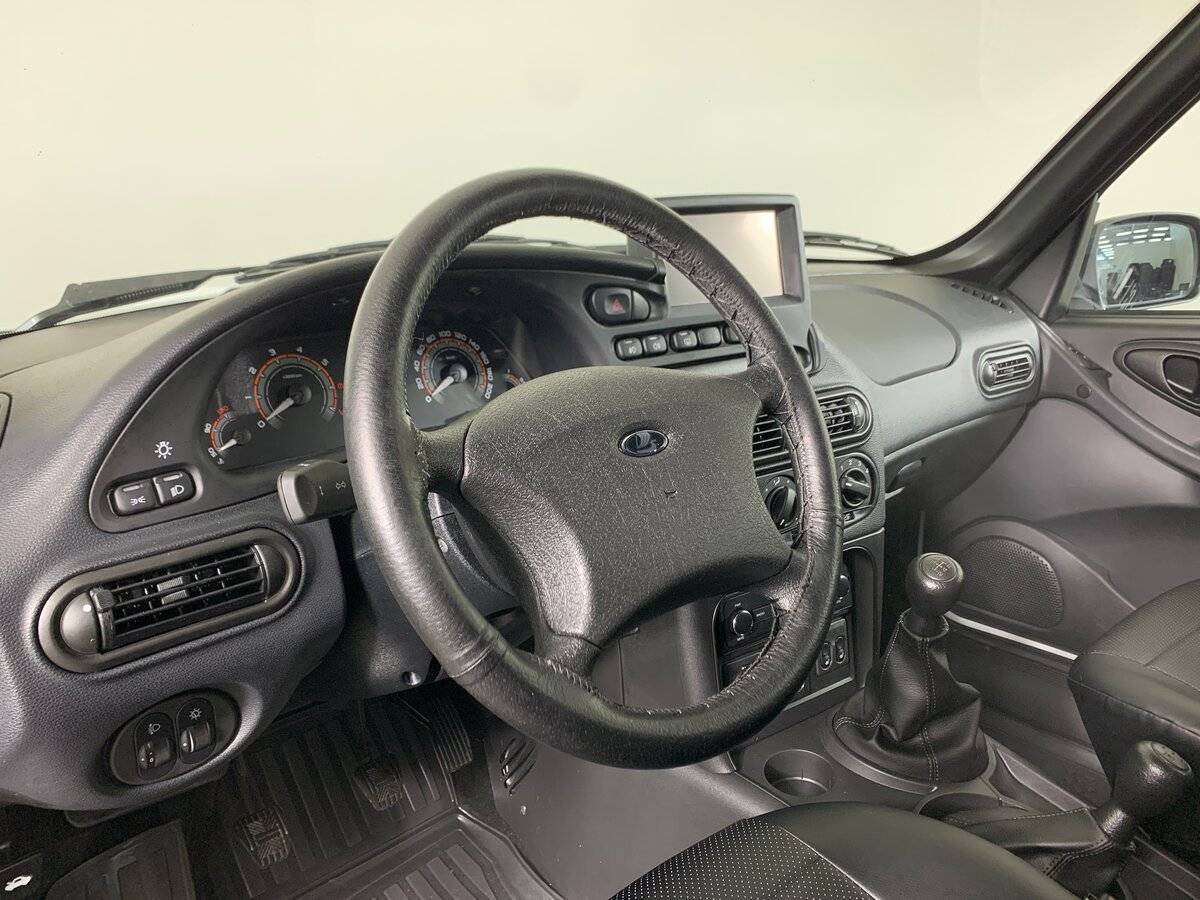 Lada (ВАЗ) Niva с пробегом — 2024 год. Фото: #11