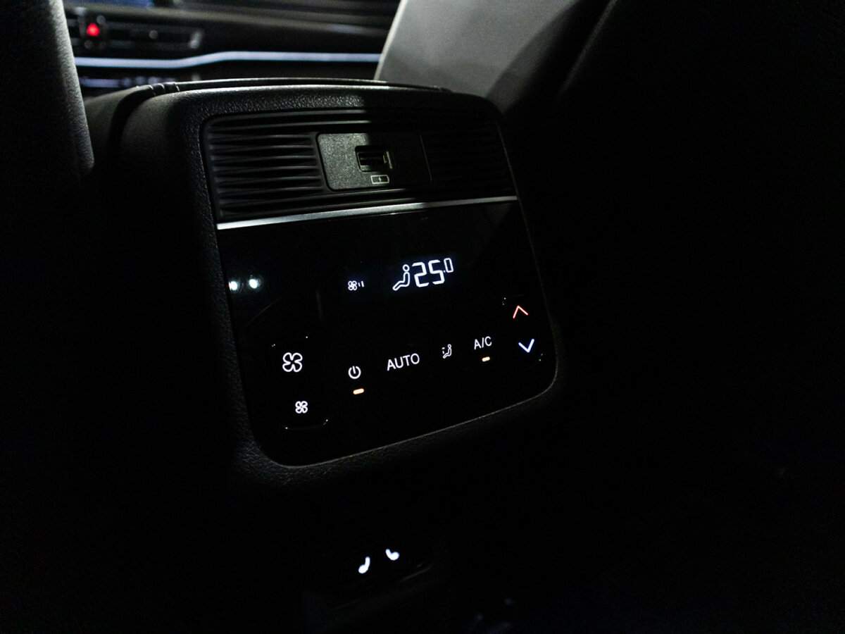 EXEED VX с пробегом — 2023 год. Фото: #27