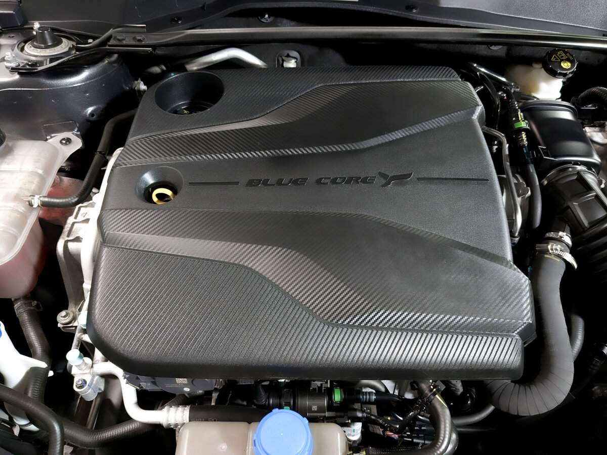 Changan UNI-V с пробегом — 2023 год. Фото: #8