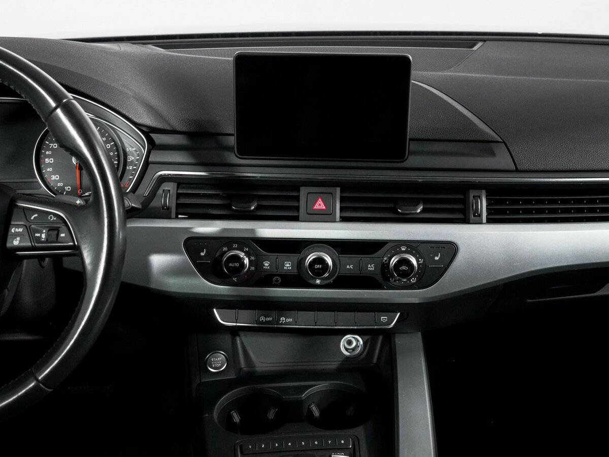 Audi A4 с пробегом — 2017 год. Фото: #12