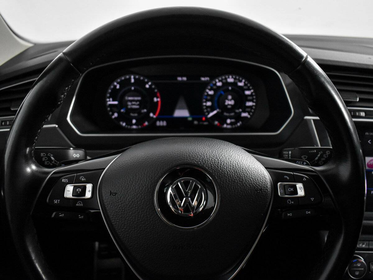 Volkswagen Tiguan с пробегом — 2018 год. Фото: #19