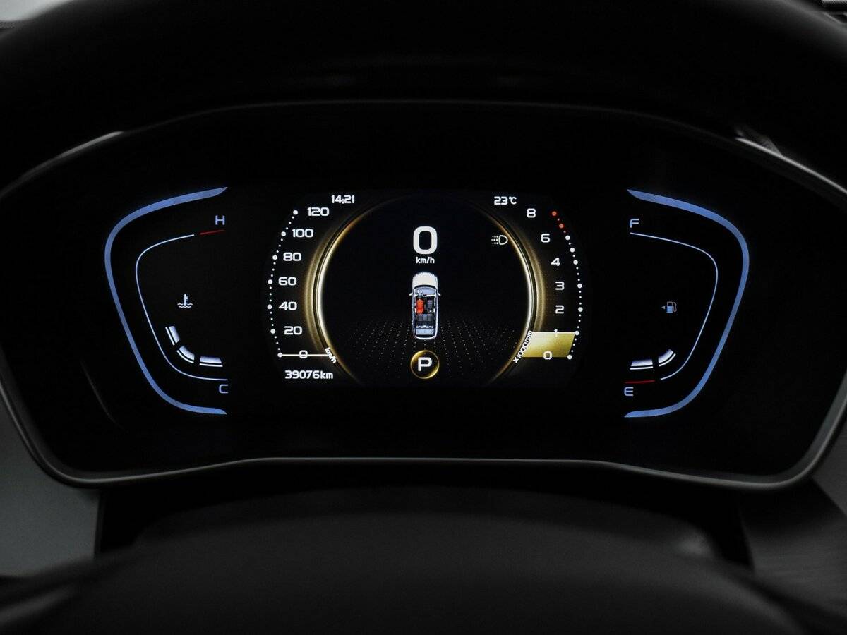 Geely Coolray с пробегом — 2023 год. Фото: #20