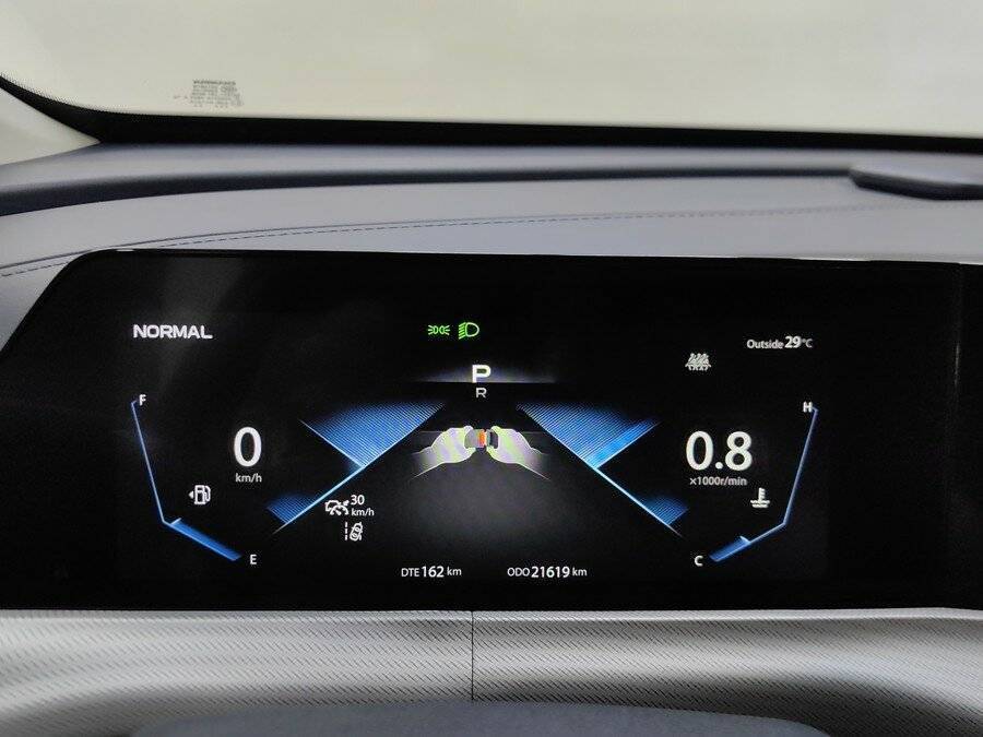 Changan UNI-T с пробегом — 2023 год. Фото: #9