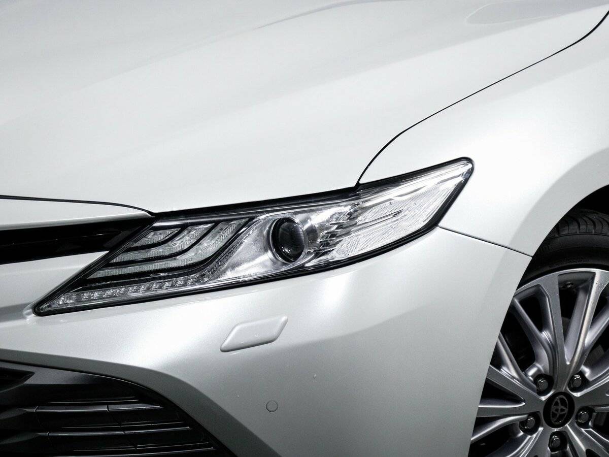 Toyota Camry с пробегом — 2019 год. Фото: #15
