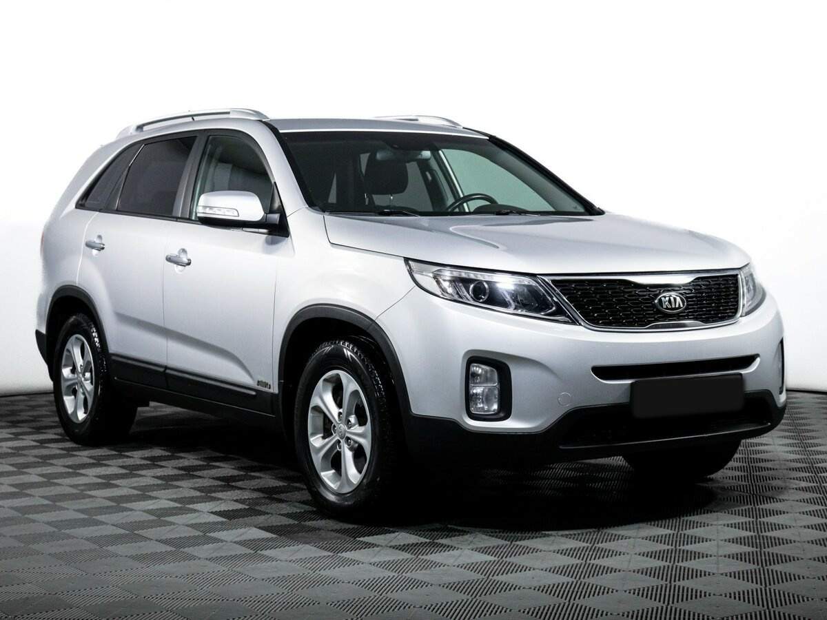 Kia Sorento с пробегом — 2017 год. Фото: #2